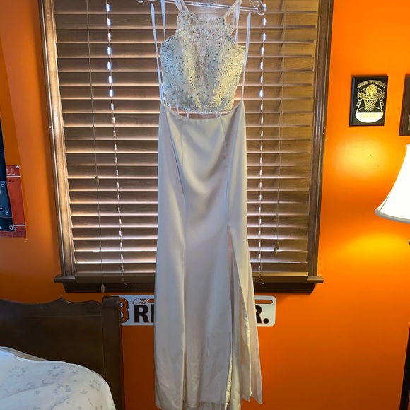 Prom Dress - Picture 4 of 4